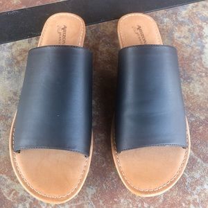 Arizona Flat Sandals